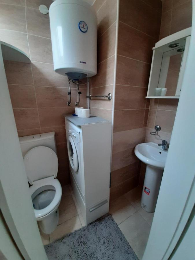 Apartmani Sara Novi Sad Exterior photo