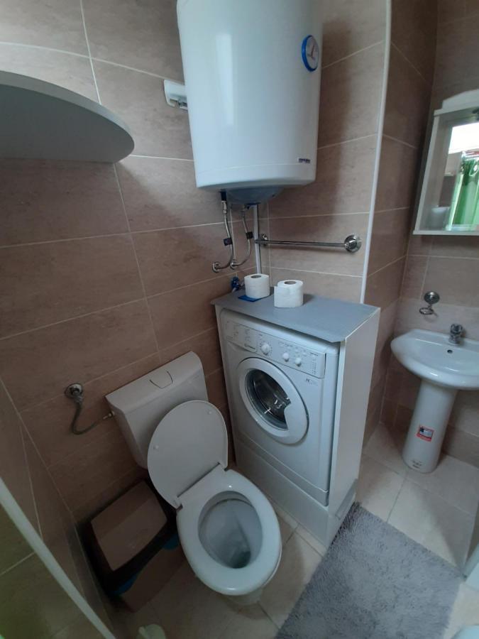 Apartmani Sara Novi Sad Exterior photo