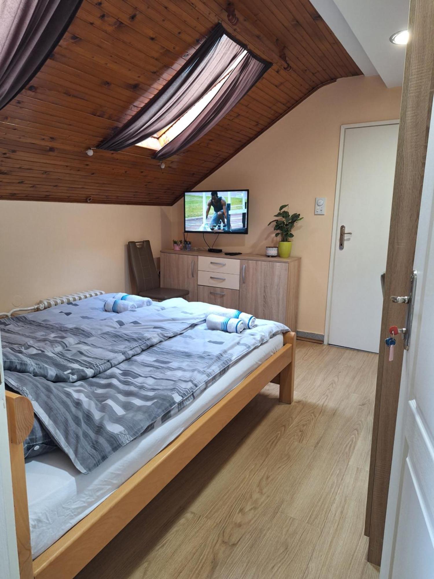 Apartmani Sara Novi Sad Exterior photo